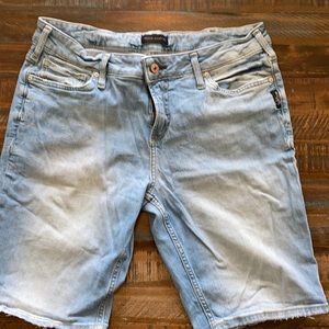 Silver Suki Bermuda Short